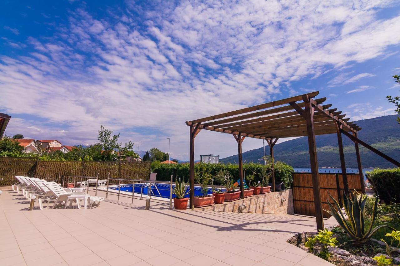 Villa Sea-N-Sun, 7 bedrooms&Pool, nearby Portonovi Marina. Ðenovići Esterno foto