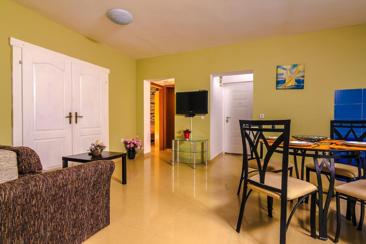 Villa Sea-N-Sun, 7 bedrooms&Pool, nearby Portonovi Marina. Ðenovići Esterno foto
