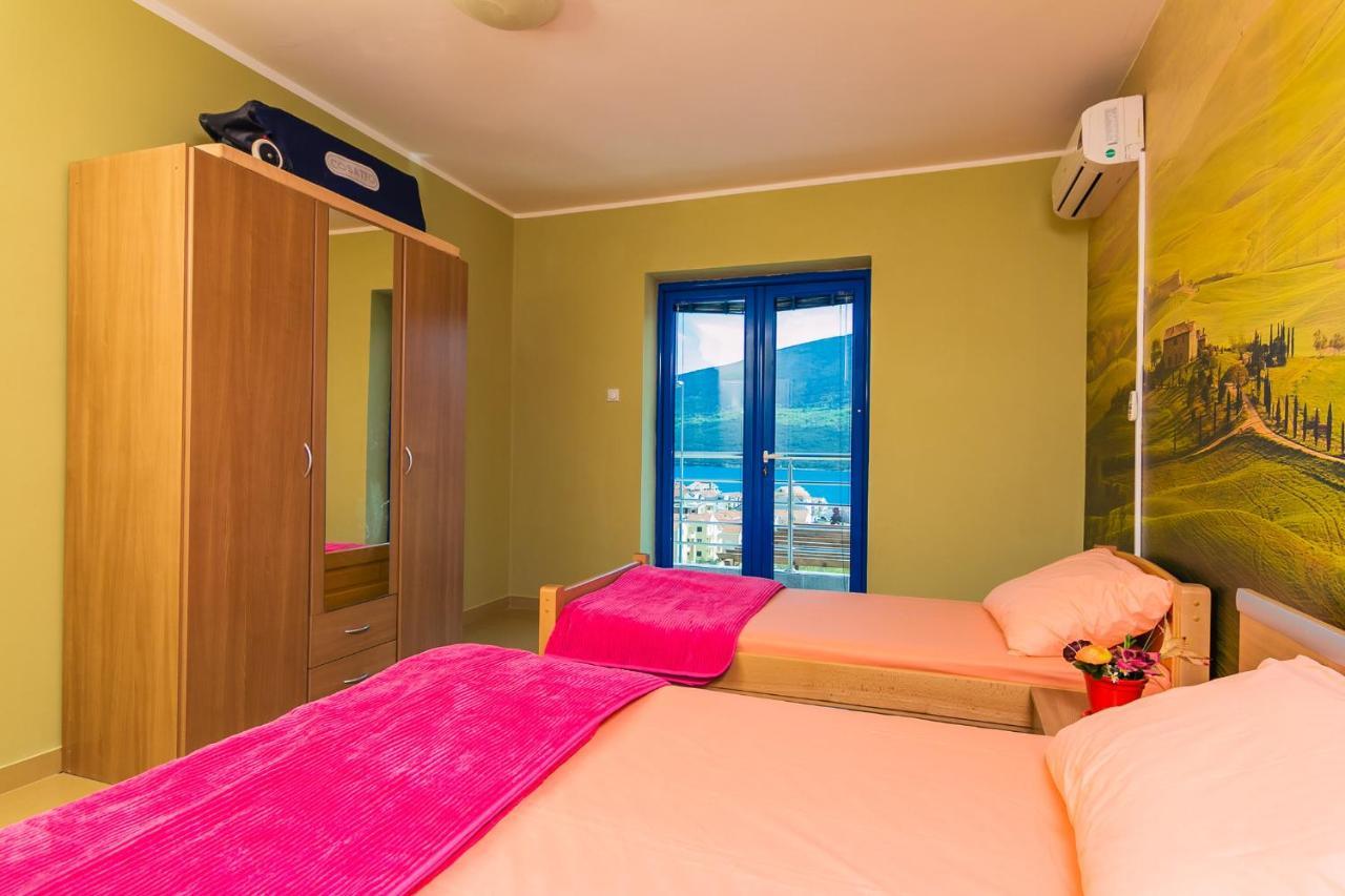 Villa Sea-N-Sun, 7 bedrooms&Pool, nearby Portonovi Marina. Ðenovići Esterno foto